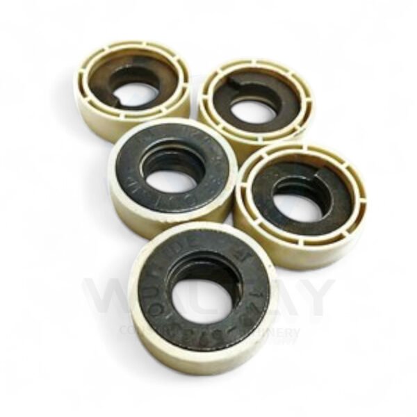 Second image of CAT 149-5733 Tip Pin Retainer – Reliable Locking for J400/J450 Series Bucket Teeth
